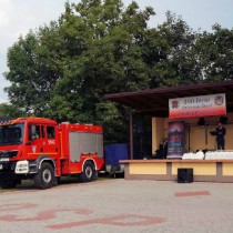 Powiększ zdjęcie Plac przy remizie OSP Oleszno