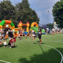 Powiększ zdjęcie Piknik%20Rodzinny%20w%20Powiatowym%20Centrum%20Kulturalno-Rekreacyjnym%20we%20Włoszczowie