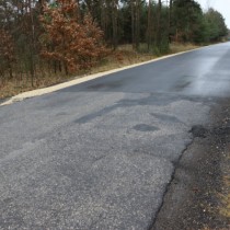 Powiększ zdjęcie Wyremontowana droga powiatowa nr 0402T odc. granica powiatu – Wojciechów 
