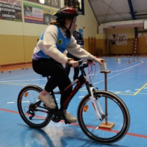 Powiększ zdjęcie Przejazd przez rowerowy tor przeszkód