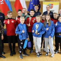 Powiększ zdjęcie Organizatorzy turnieju z drużynami włoszczowskiej 