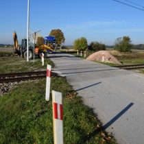 Powiększ zdjęcie Rozpoczęcie przebudowy przejazdu kolejowego międzu Kuczkowem i Kluczycami.