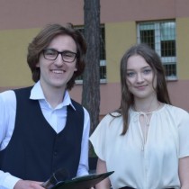 Powiększ zdjęcie Uczniowie Amelia Gosek i Wiktor Musiał