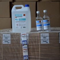 Powiększ zdjęcie Dostarczone przez Polskie Składy Budowlane środki dezynfekcyjne