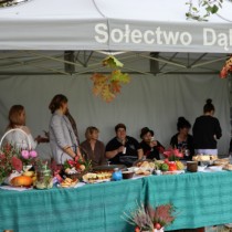 Powiększ zdjęcie Stoisko Sołectwa Dąbie