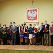 Powiększ zdjęcie Laureaci%20nagród%20w%20dziedzinie%20kultury%20i%20sportu