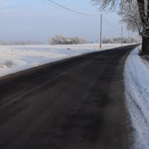Powiększ zdjęcie Wyremontowana droga w Ojsławicach.