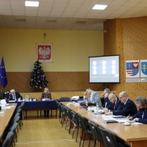 Powiększ zdjęcie Uczestnicy%20XXXIV%20sesji%20Rady%20Powiatu%20Włoszczowskiego