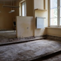 Powiększ zdjęcie Pomieszczenia podczas remontu