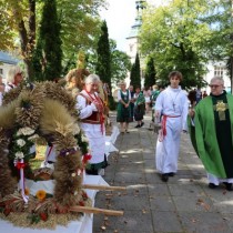 Powiększ zdjęcie Poświęcenie wieńców powiatowych.