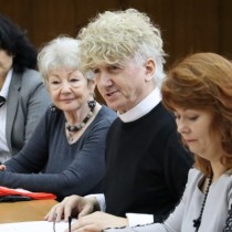 Powiększ zdjęcie Członkowie Komisji, od prawej: Małgorzata Gusta, ks. Marek Łabuda, Ilona Kuśmierska - Kocyłak, Agata Świeboda
