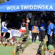 Powiększ zdjęcie Stoisko KGW 