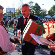 Powiększ zdjęcie Wręczenie nagród w konkursie na najładniejsze stoisko.