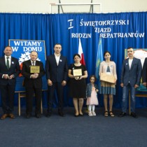 Powiększ zdjęcie Uczestnicy I Świętokrzyskiego Zjazdu Rodzin Repatriantów