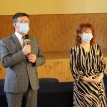 Powiększ zdjęcie Starosta Włoszczowski Dariusz Czechowski i Członek Zarządu Powiatu Małgorzata Gusta