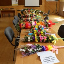 Powiększ zdjęcie Palmy wielkanocne wykonane przez uczniów klas 1 - 4 szkół podstawowych