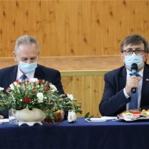 Powiększ zdjęcie Przewodniczący Konwentu - Starosta Buski Jerzy Kolarz i Starosta Włoszczowski Dariusz Czechowski
