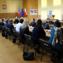 Powiększ zdjęcie Spotkanie%20z%20nauczycielami