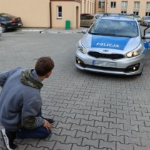 Powiększ zdjęcie Trzecia konkurencja - znalezienie w samochodzie w ciągu pięciu minut – pięciu usterek