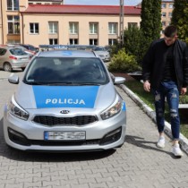 Powiększ zdjęcie Trzecia konkurencja - znalezienie w samochodzie w ciągu pięciu minut – pięciu usterek