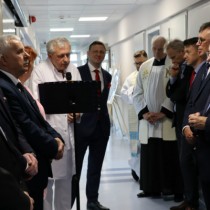 Powiększ zdjęcie Głos zabiera Kierownik Oddziału Chirurgii dr med. Bernard Rajczyk