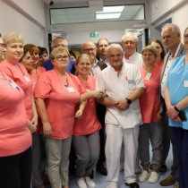Powiększ zdjęcie Załoga Oddziału Chirurgii z byłymi kierownikami 