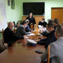 Powiększ zdjęcie Posiedzenie Powiatowego Zespołu Zarządzania Kryzysowego we Włoszczowie 