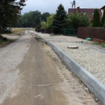 Powiększ zdjęcie Ulica Ogrodowa we Włoszczowie w trakcie rozbudowy