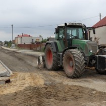 Powiększ zdjęcie Ulica Ogrodowa we Włoszczowie w trakcie rozbudowy
