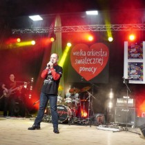 Powiększ zdjęcie Koncert w Domu Kultury we Włoszczowie 