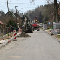 Powiększ zdjęcie Droga powiatowa w Cieślach w trakcie przebudowy