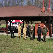Powiększ zdjęcie Odprawa przy zbiorniku wodnym Klekot