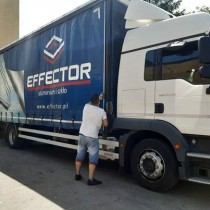 Powiększ zdjęcie Dostawa%20sprzętu%20do%20włoszczowskiego%20szpitala