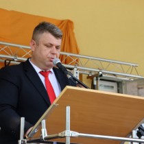 Powiększ zdjęcie Głos zabiera Wójt Gminy Radków Jarosław Dominik