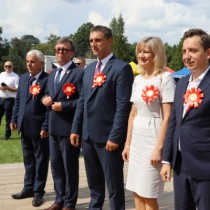 Powiększ zdjęcie Władze Powiatu Włoszczowskiego i Gminy Kluczewsko