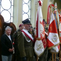 Powiększ zdjęcie Poczty sztandarowe w Kościele Garnizonowym w Kielcach