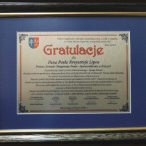 Powiększ zdjęcie Grawerton%20z%20gratulacjami%20dla%20Posła%20Krzysztofa%20Lipca