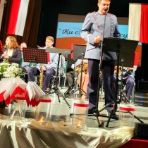 Powiększ zdjęcie Marszałkowska Orkiestra Dęta podczas koncertu.