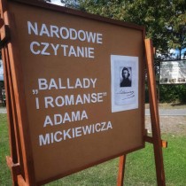 Powiększ zdjęcie Tablica%20z%20nazwą%20wydarzenia