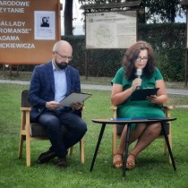Powiększ zdjęcie Czytają Cezary Nowak i Anna Szczecińska