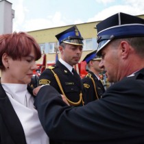 Powiększ zdjęcie Wręczenie odznaczeń, wyróżnień i awansów