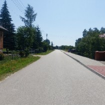Powiększ zdjęcie Nowy chodnik w Tarnawej Górze