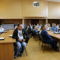 Powiększ zdjęcie Laureaci konkursu i ich rodzice