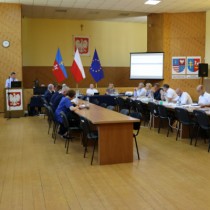 Powiększ zdjęcie Głos%20zabiera%20Dyrektor%20ZOZ%20Rafał%20Krupa