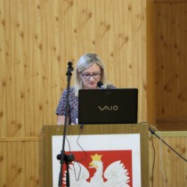 Powiększ zdjęcie Głos zabiera Wiceprzewodnicząca Rady Aneta Jończyk