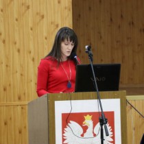 Powiększ zdjęcie Głos zabiera skarbnik Powiatu Agnieszka Górska