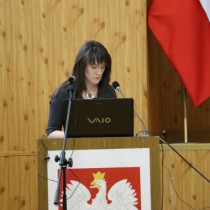 Powiększ zdjęcie Głos zabiera Skarbnik Powiatu Agnieszka Górska