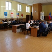 Powiększ zdjęcie Obrady%20XXXVII%20sesji%20Rady%20Powiatu%20Włoszczowskiego