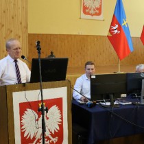 Powiększ zdjęcie Głos zabiera Radny Jerzy Suliga