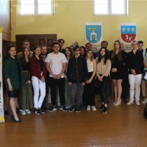 Powiększ zdjęcie Organizatorzy i uczestnicy spotkania